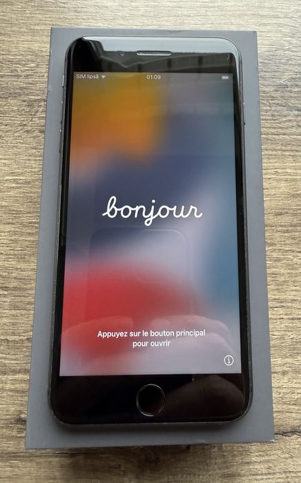 iPhone 8 Plus, Space Gray, 64 GB
