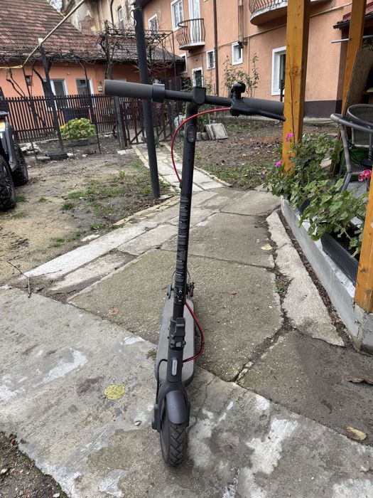 Trotineta electrica XIAOMI Scooter 4 , 10 inch , pliabila