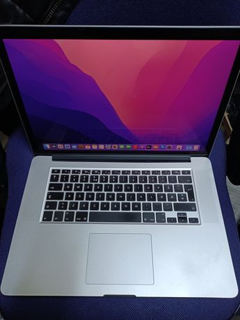 Laptop MacBook pro15 retina 2015