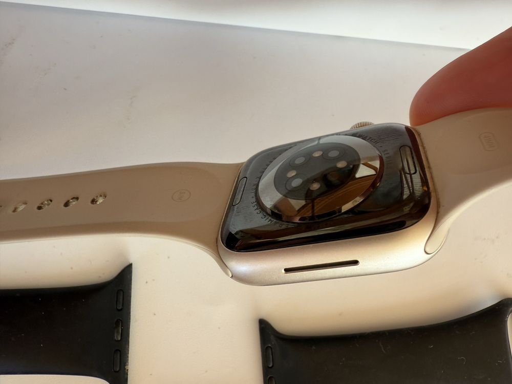 Apple watch 9 starlight 41mm  изрядно състояние