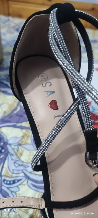 Сандали (чисто нови) официални