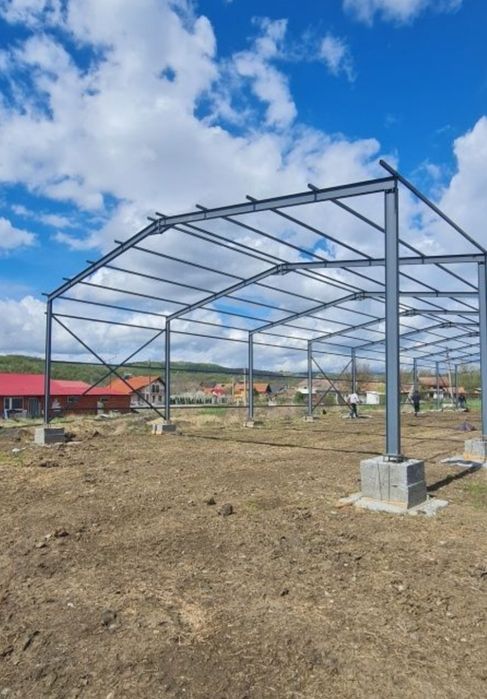 Vând hala metalica 11x20 la pret de producator din profile cu teava