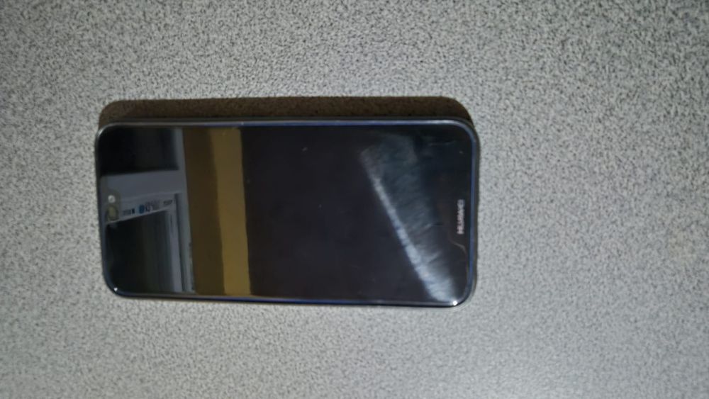 Vând huawei p 20 lite 64gb/4 gb ram