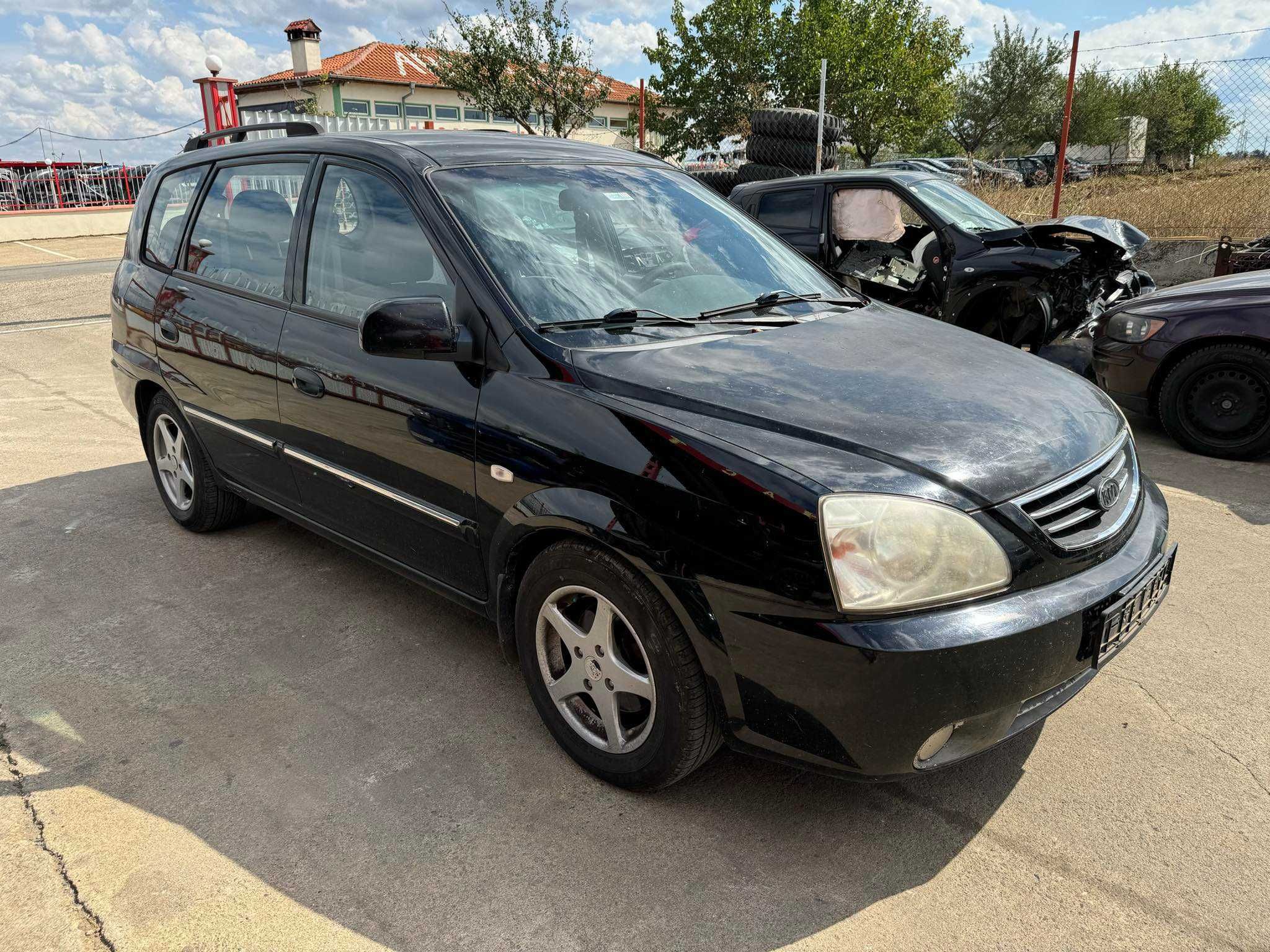 Кия Каренс 2004г.