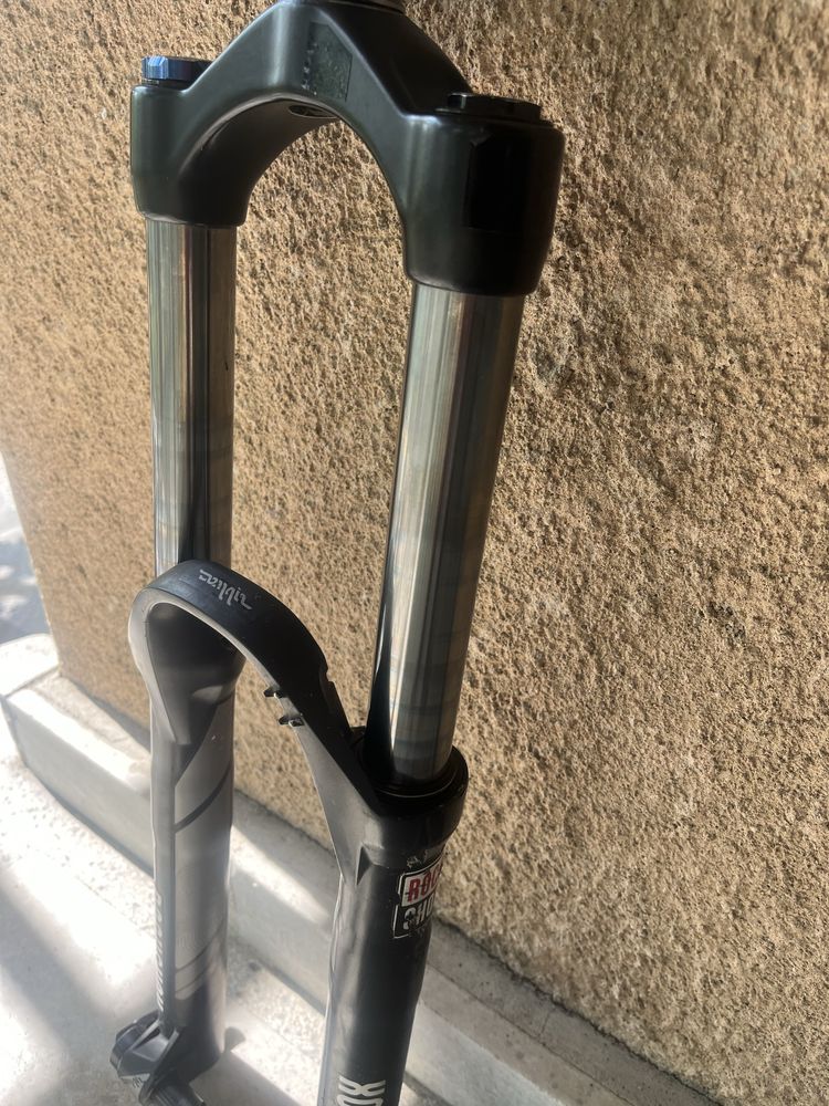 Вилка за колело Rock shox domain 180mm