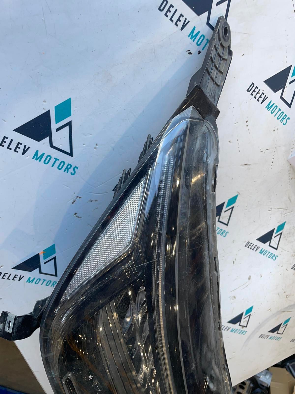 Десен Full led фар от Honda CRV 2022 г.