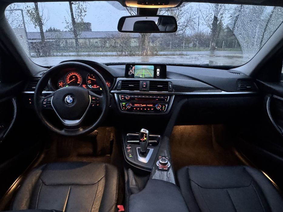 Bmw Automat/bi xenon/piele/navi mare/camera/Luxury line/rate