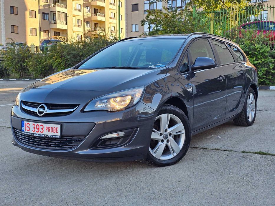 Opel Astra J 2015 1.6 CDTI 110 CP euro 6 / RATE fara avans