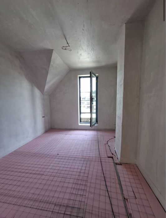 Продава се Тристаен апартамент в София, Хладилника - 118 кв.м за 2628 €/кв.м - Снимка #3