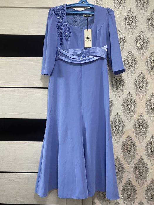 Продам очень красивое платье