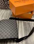 NOU!! Borseta louis vuitton