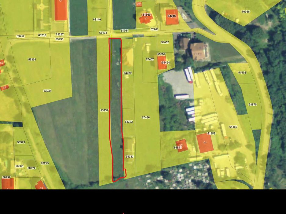 Vand teren 2100mp in Baile 1 Mai. Foarte aproape de strand Venus.