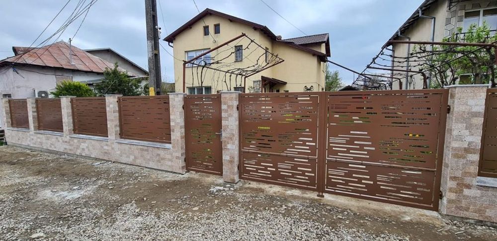 Executăm porți din lamele la comanda clientului executăm panouri din l
