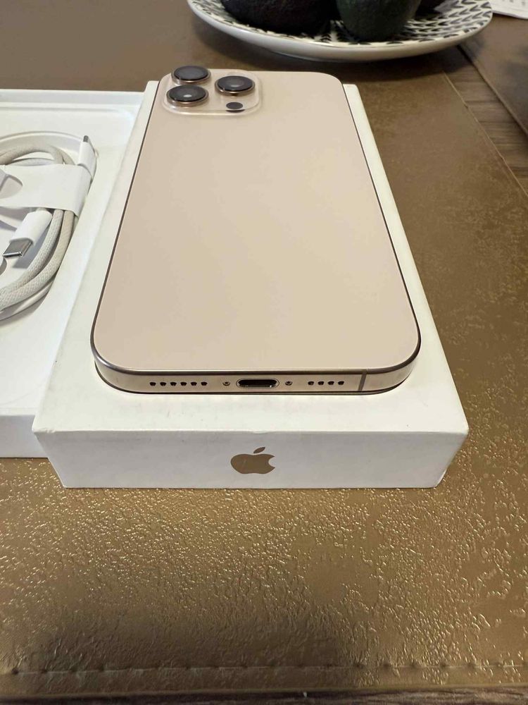 Vand 1phone 16 pro max 256 gb