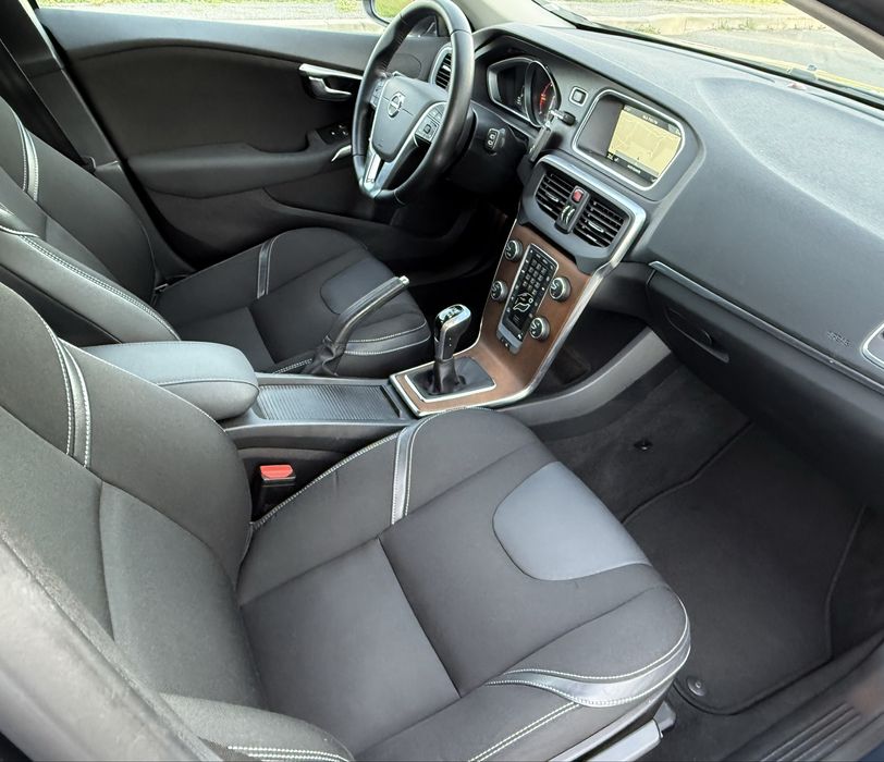 Volvo V40 Facelift 2.0 Diesel 120 CP euro 6 2017