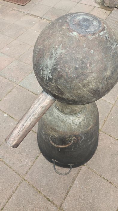 Стар гюлов казан