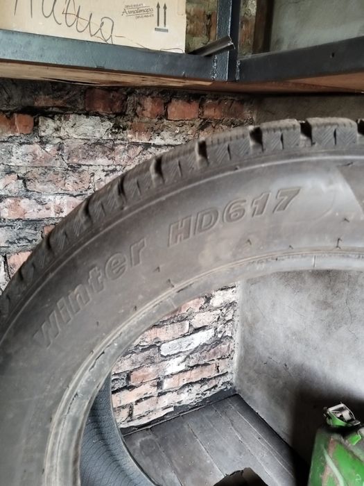 Продам зимнюю резину