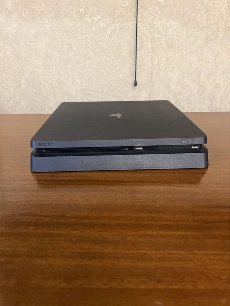Продам, PlayStation4