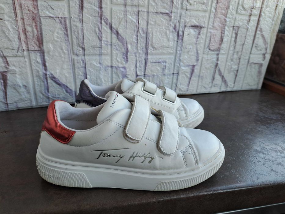 детски маратонки,кецове,спортни обувки,Tommy Hilfiger,ном,33за момче