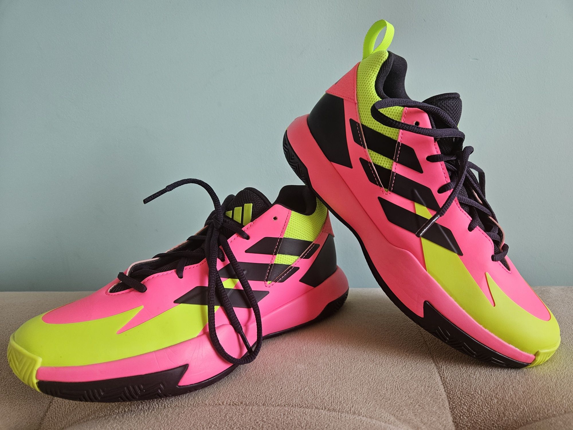 НОВИ Дамски маратонки Adidas 38 2/3