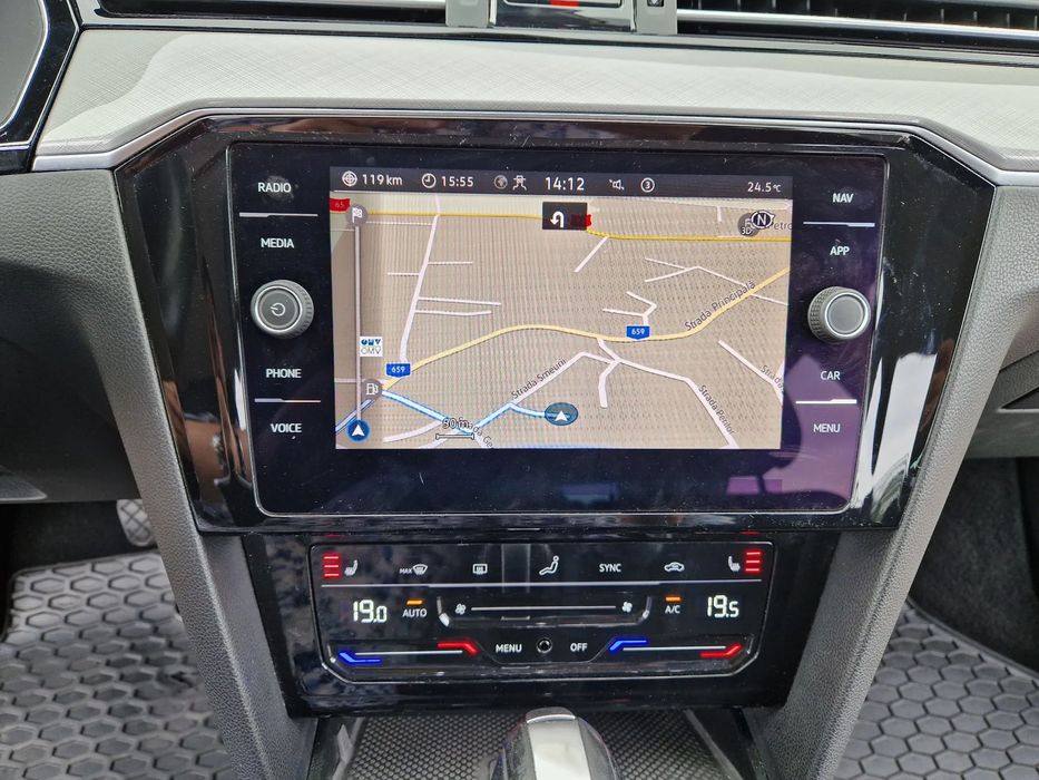 Volkswagen Passat GARANTIE 3 ANI , TVA deductibil , Leasing, Credit