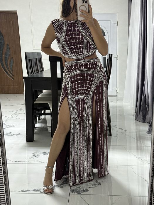 Rochie Asos burgundiu cu perle
