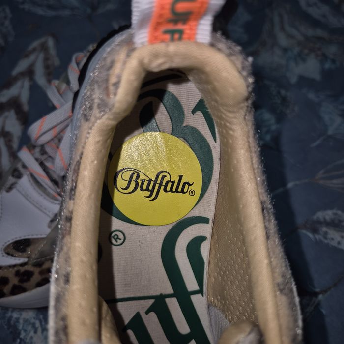 Adidasi Buffalo nr 39