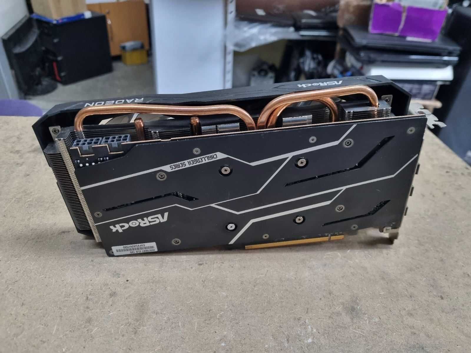 Продавам видео карта AMD Radeon 6700XT
Power Collor Red Devil 12 GB