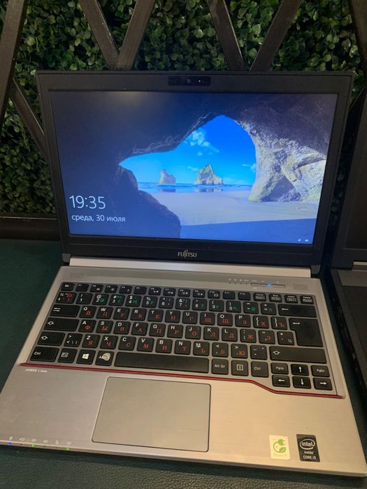 Ноутбук Fujitsu в отличном состоянии