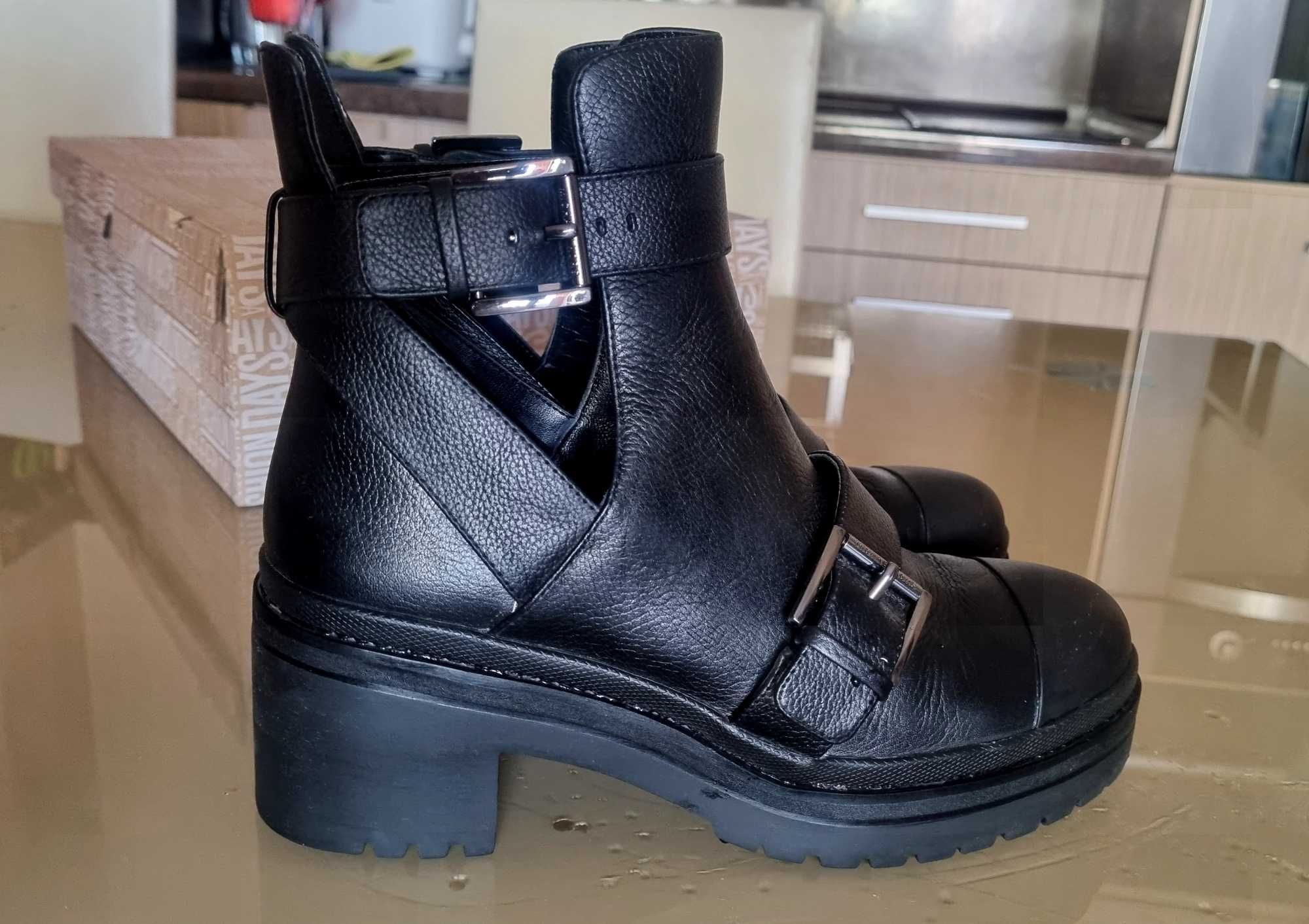Michael Kors черни боти ест. кожа 38 номер, супер запазени