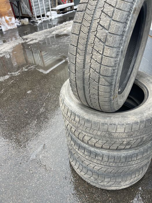Зимняя резина Bridgestone 215/60/16