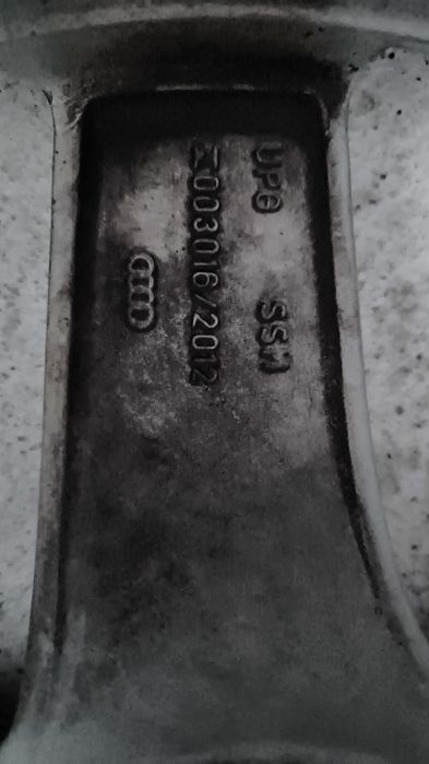 Vând roți Audi A4 245/40/18 vară