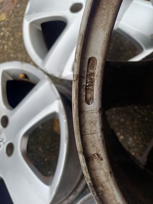 Алуминиеви джанти за пежо и ситроен 16 цола