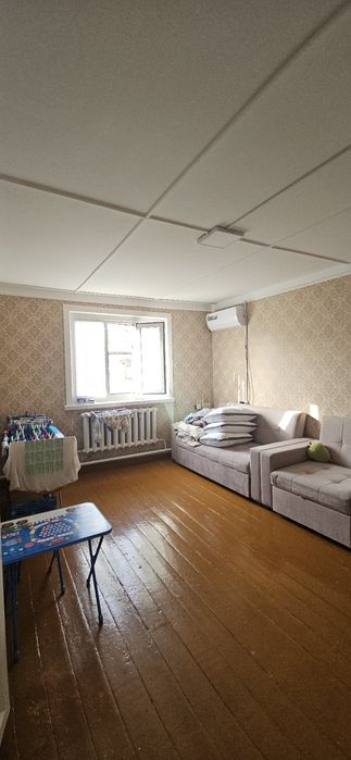 Продаю квартиру Спутник 9 1-на комнатная 2-й этаж не торец