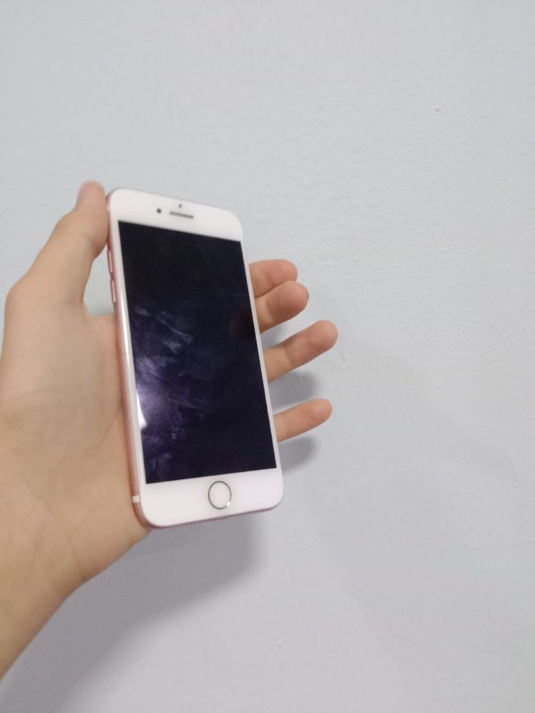 Iphone 7 Srochna Sotiladi