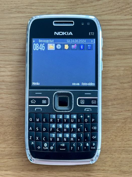 Nokia E72 telefon mobil