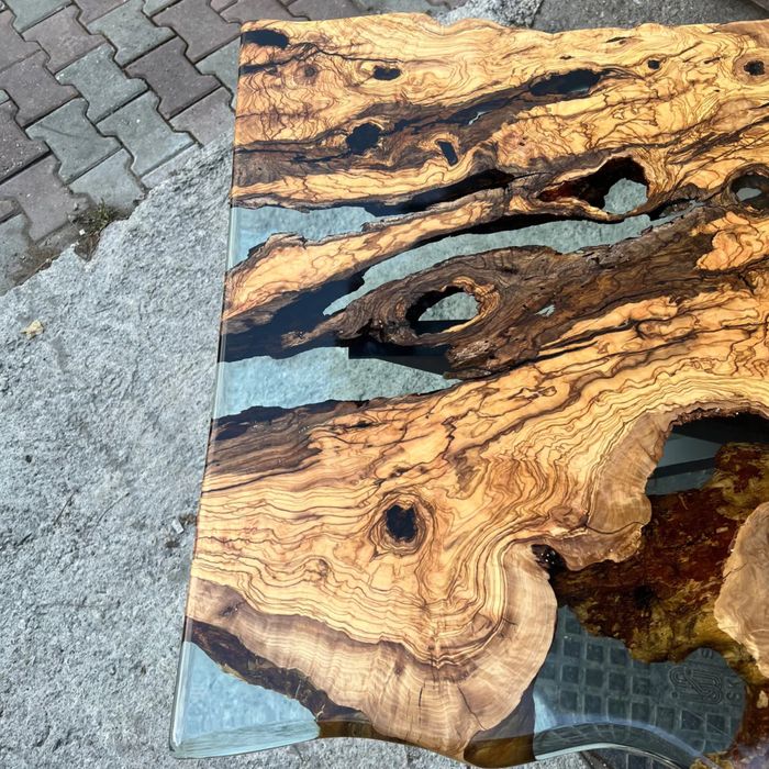 Маса от орех с епоксидна смола / луксозни маси по поръчка