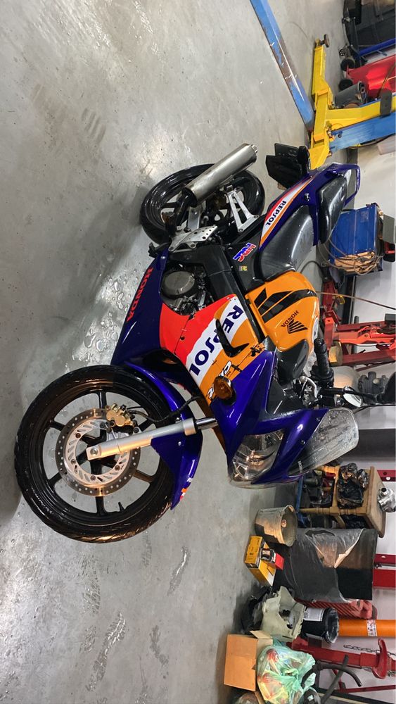 De vanvare honda cbr