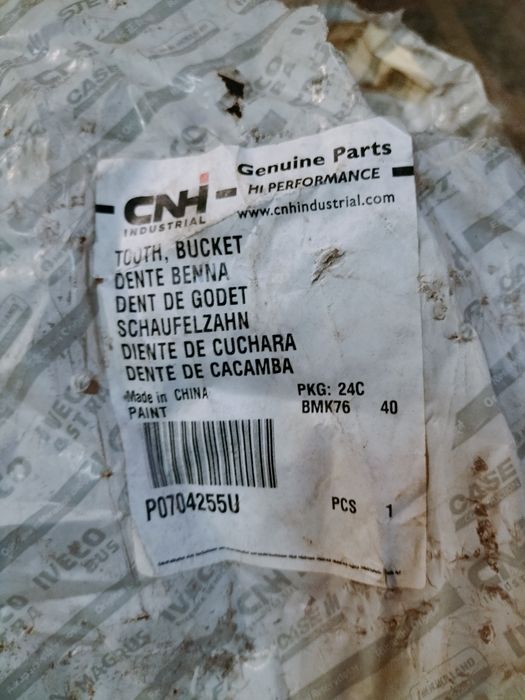 Dinți escavator pt cupa  nefolosite