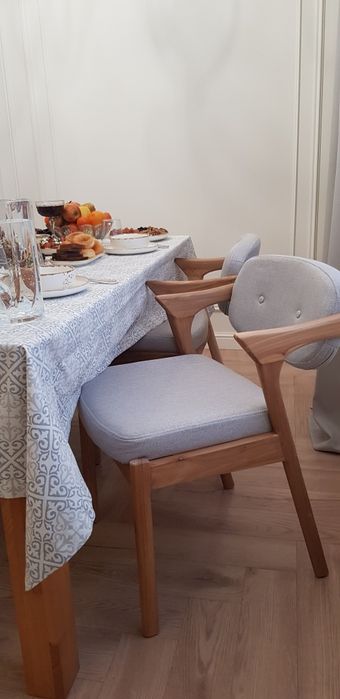 Стулья в отличном состоянии 5 штук