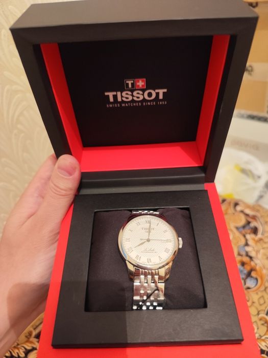 Продам новые часы Тисот ( tissot)