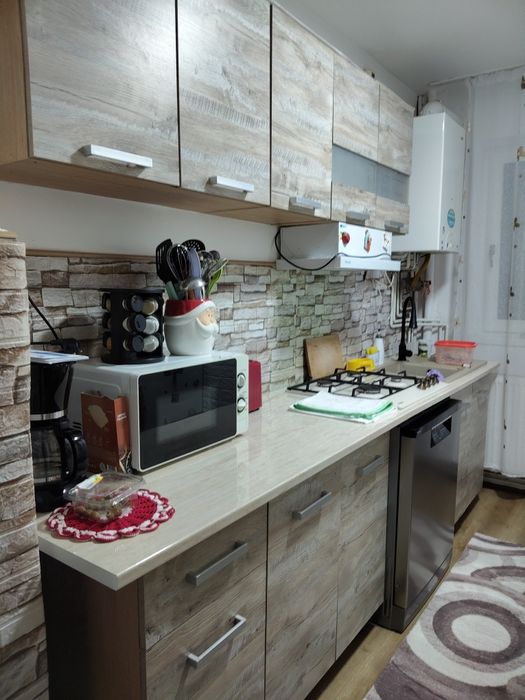 Vând mob de buc in stare f buna