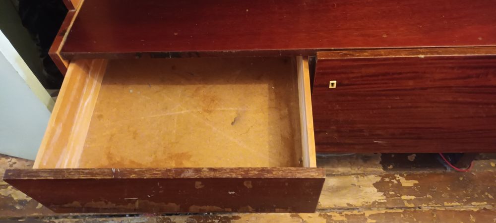 Шкаф для книг и не только