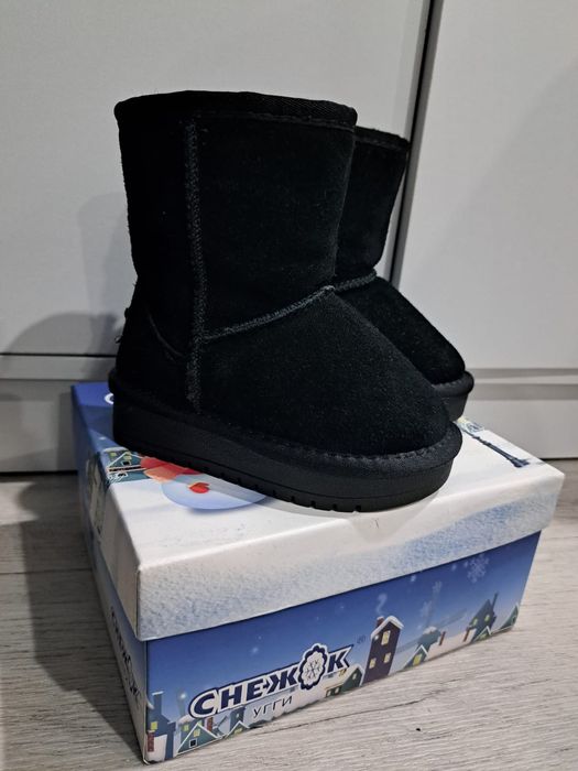 Продам детские угги