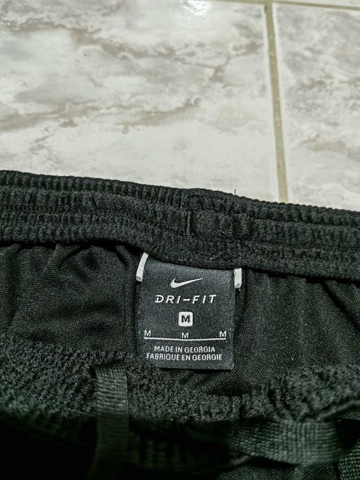 Суитшърт camo (мъжки) М  + Nike dry fit долнище М размер