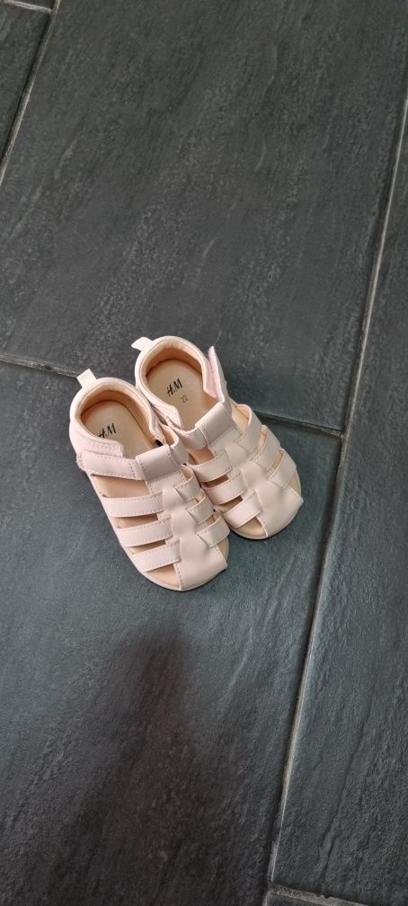 Sandale fetita marimea 22