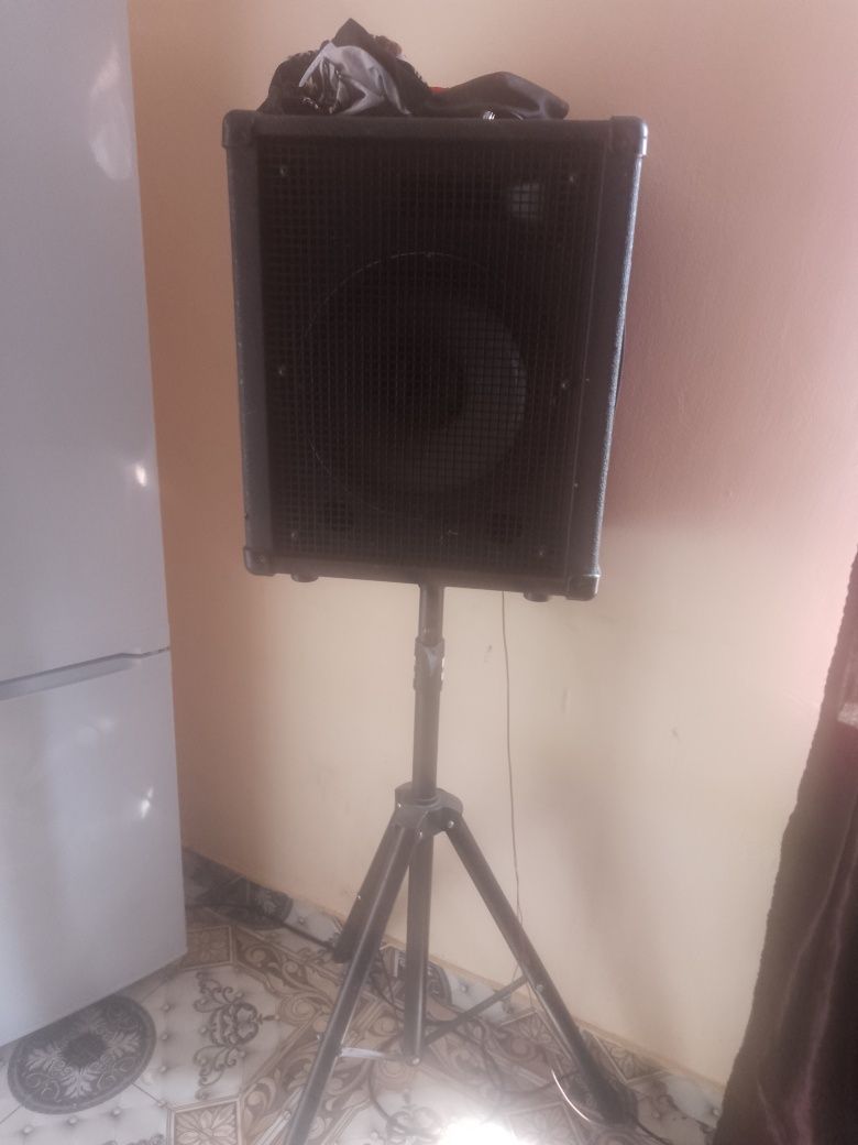 De vânzare statie cu boxe