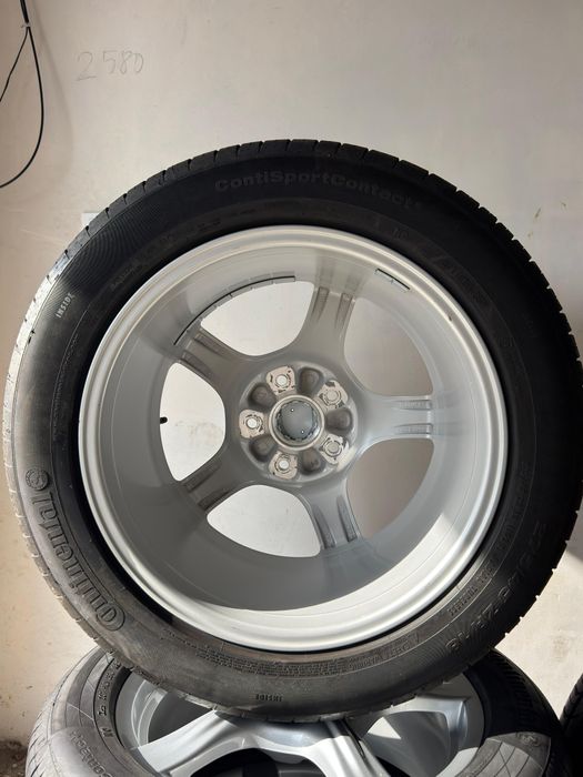 Оригинални джанти с гуми за Porsche