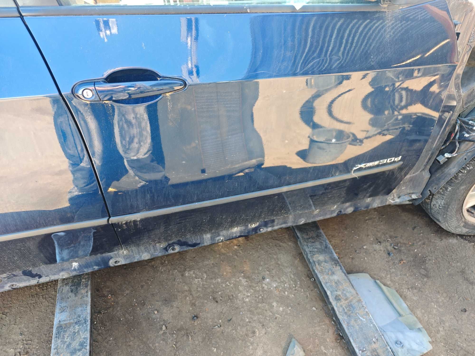 Предна задна лява дясна врата BMW X5 E70 E71 Facelift врати