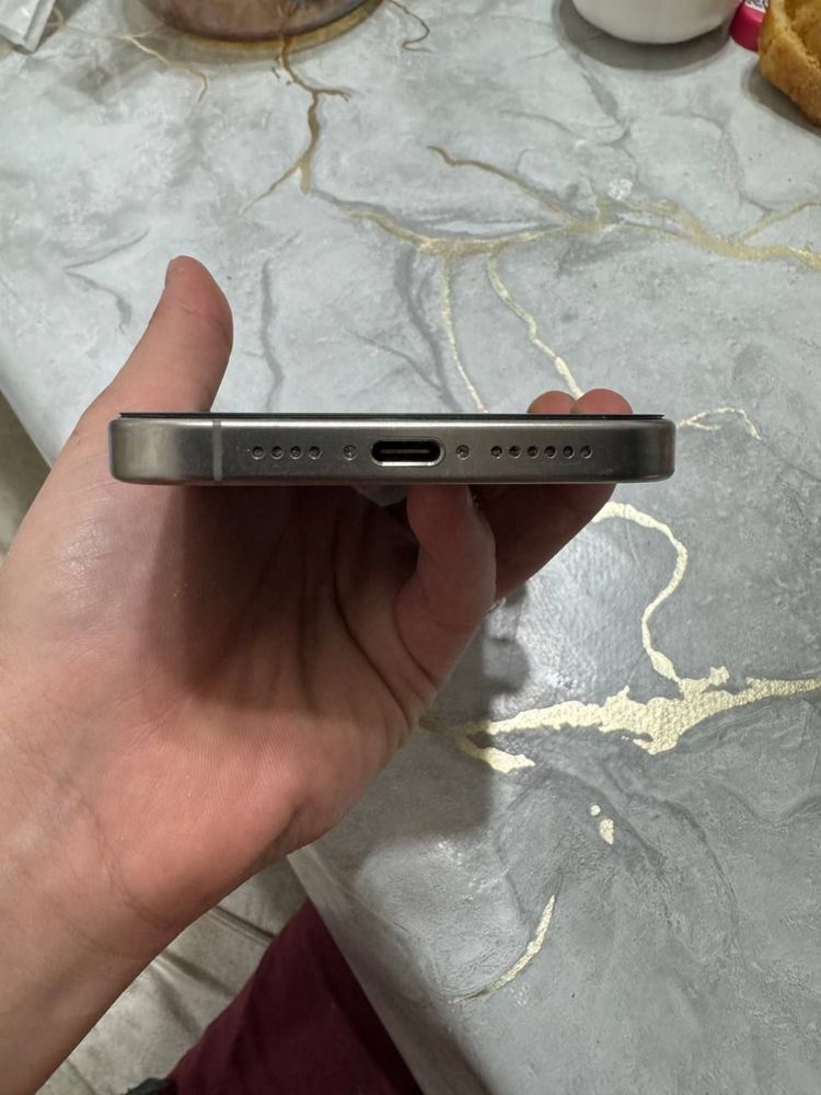 Iphone 15Pro Max Ideal Holatda